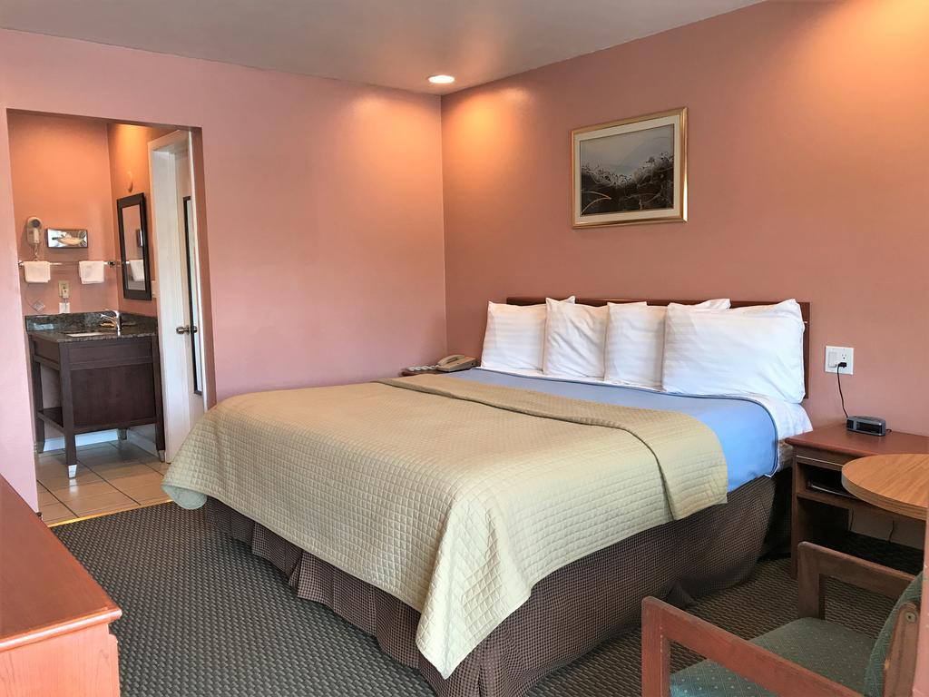Bestway Inn Грантс Пас Екстериор снимка