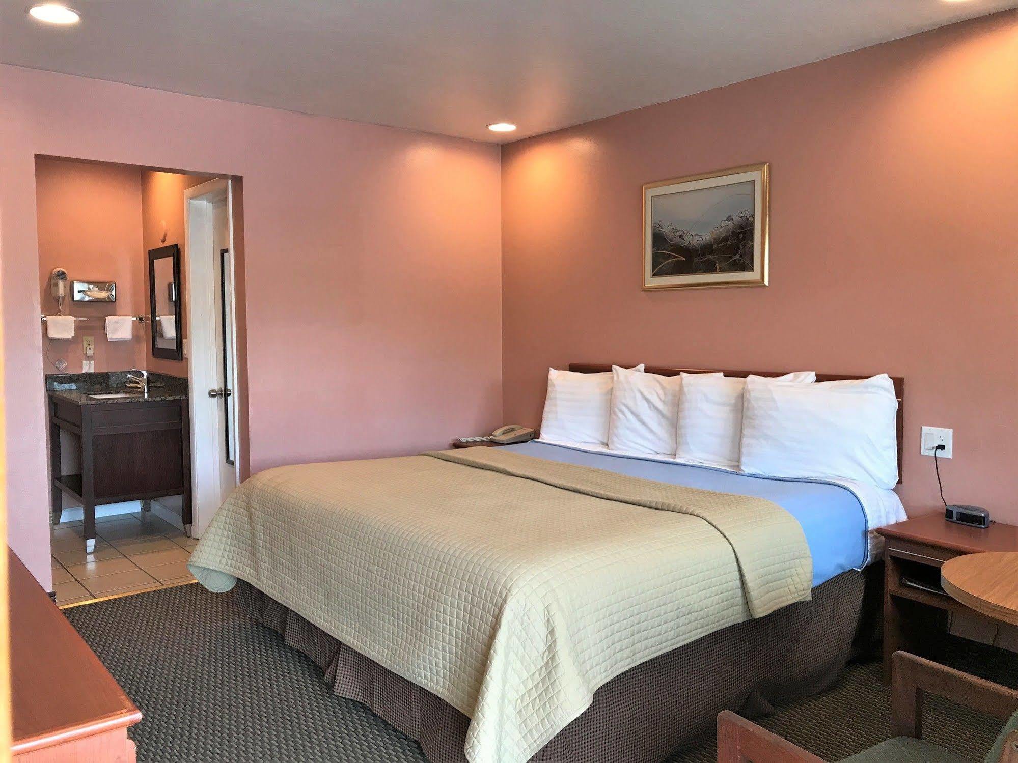 Bestway Inn Грантс Пас Екстериор снимка