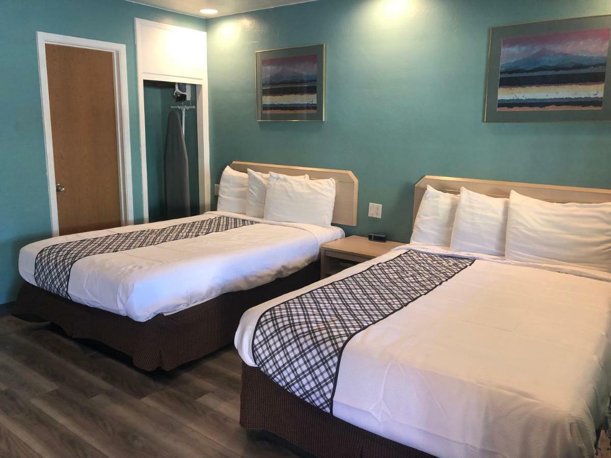 Bestway Inn Грантс Пас Екстериор снимка