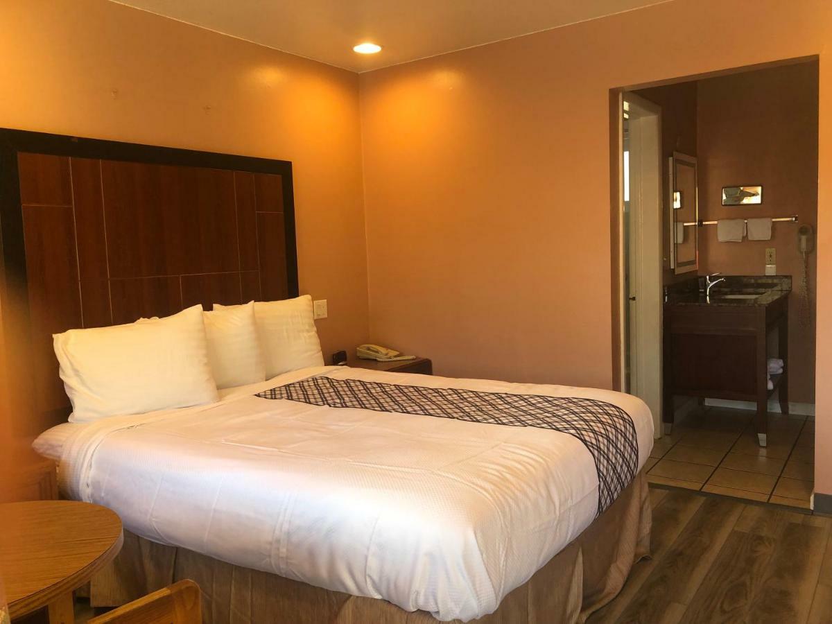 Bestway Inn Грантс Пас Екстериор снимка